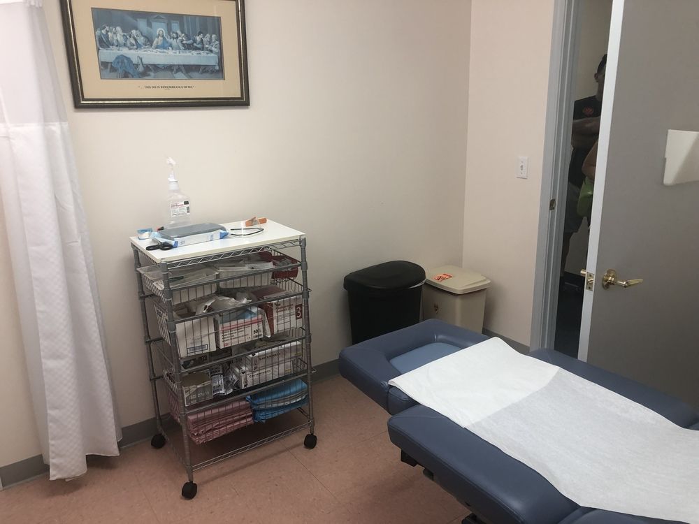 Orange Park Dental Office For Lease: 2045 Professional Center Dr, Orange Park, FL 32073